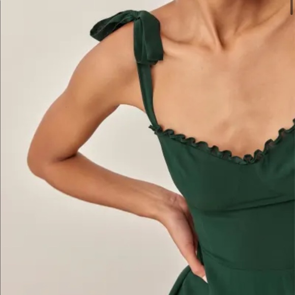 Reformation Petites Jasen Dress Color: Forest - Picture 5 of 8